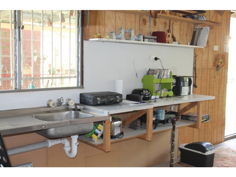 Blackbutt QLD 4306