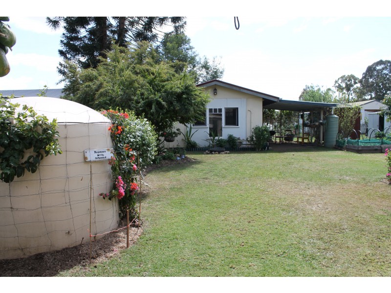 Blackbutt QLD 4306