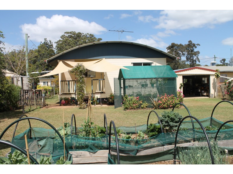 Blackbutt QLD 4306