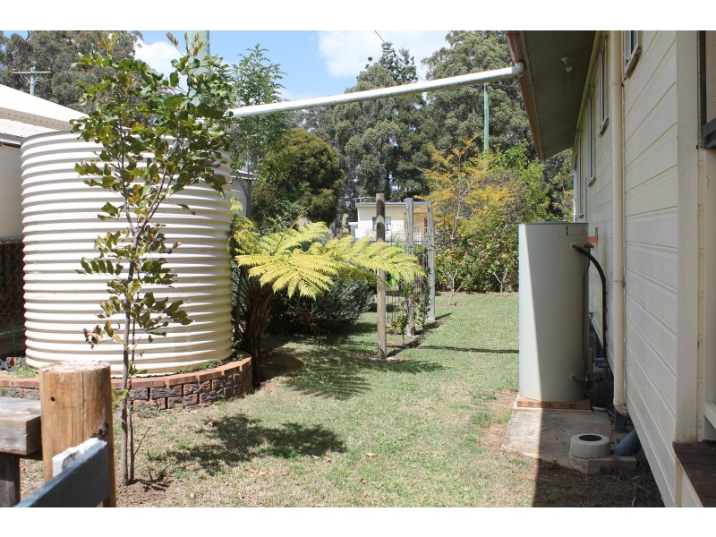 Blackbutt QLD 4306