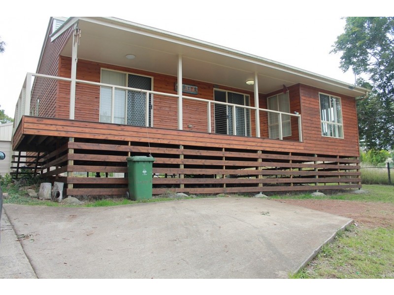 17 Barr-Smith Street, Yarraman QLD 4614