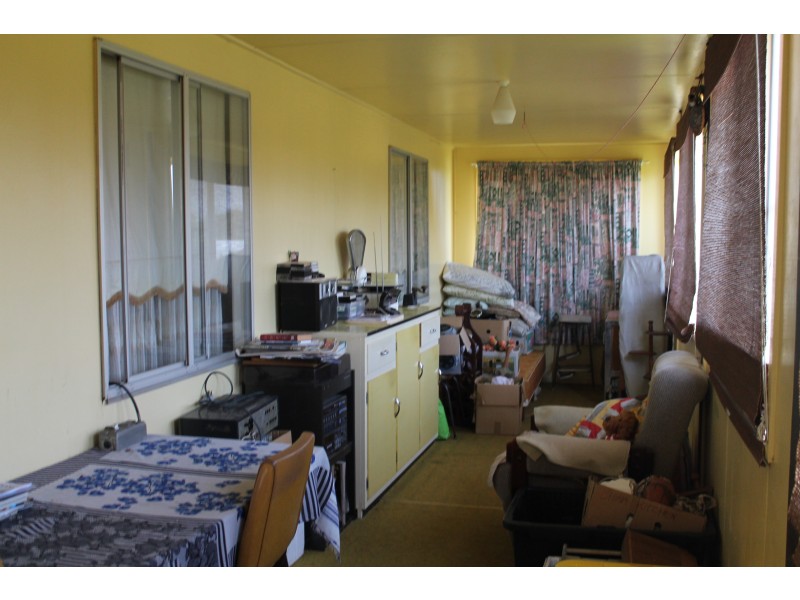 9 Gladys Street, Blackbutt QLD 4306