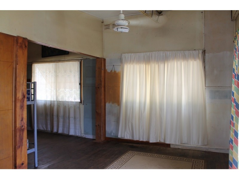 186 Crumpton Drive, Blackbutt QLD 4306