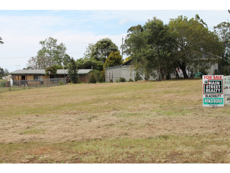 26 Fern Street, Blackbutt QLD 4306