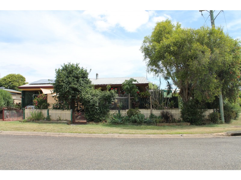 1 Miller Street, Blackbutt QLD 4306