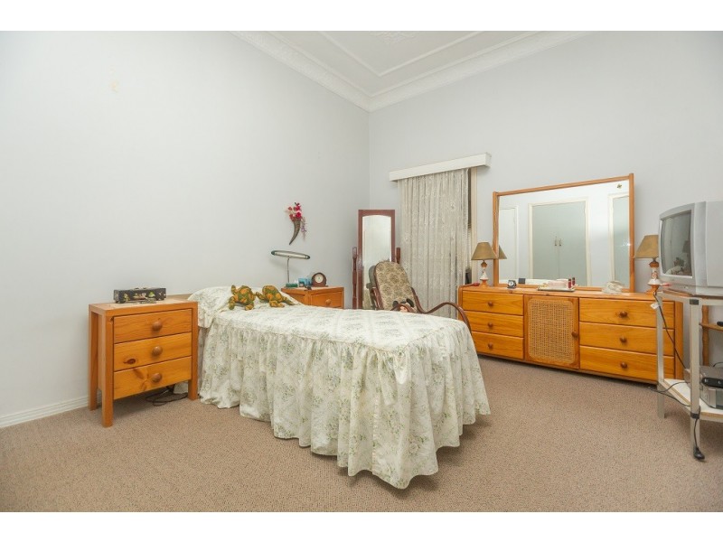 86 Hart Street, Blackbutt QLD 4306