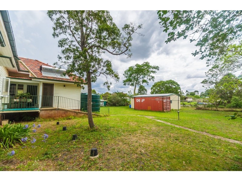 86 Hart Street, Blackbutt QLD 4306