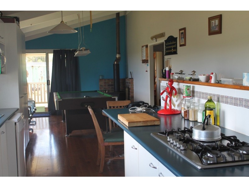 70 Brett Road, Blackbutt QLD 4306