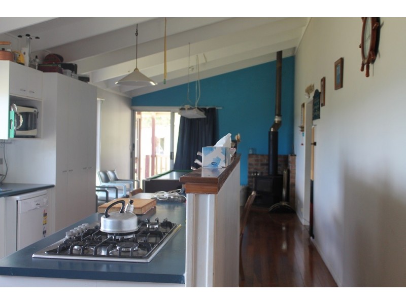 70 Brett Road, Blackbutt QLD 4306