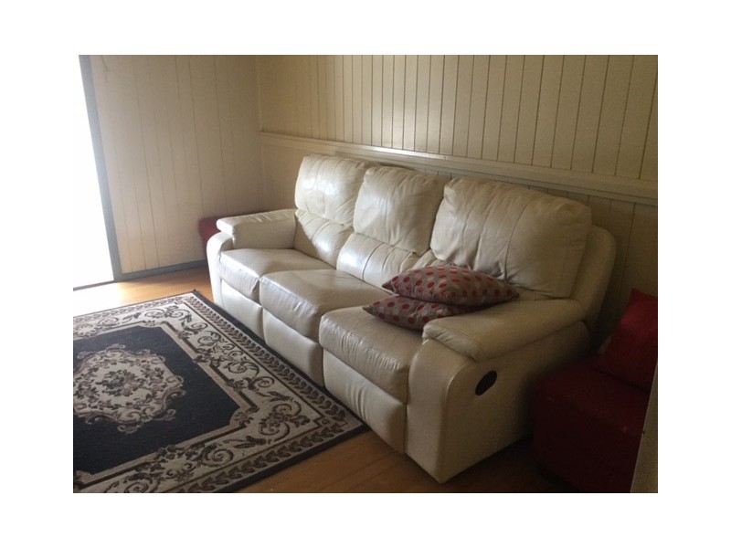 35 McDougall Street, Cooyar QLD 4402