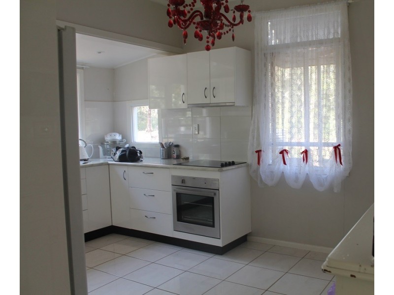 144 Hardgraves Road, Benarkin QLD 4306