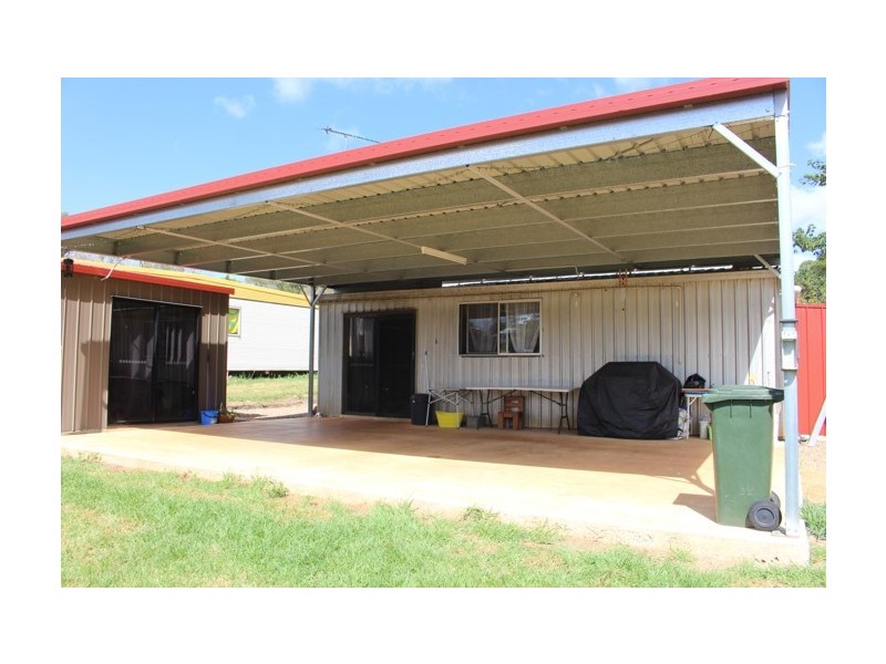 102 Hilary Road, Benarkin North QLD 4306