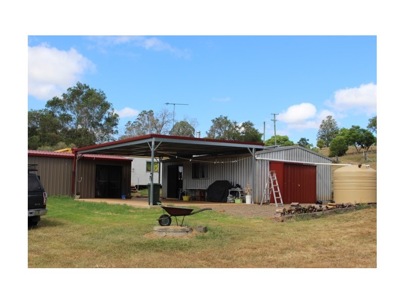 102 Hilary Road, Benarkin North QLD 4306