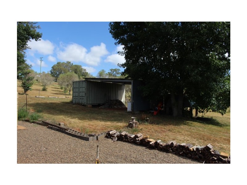 102 Hilary Road, Benarkin North QLD 4306