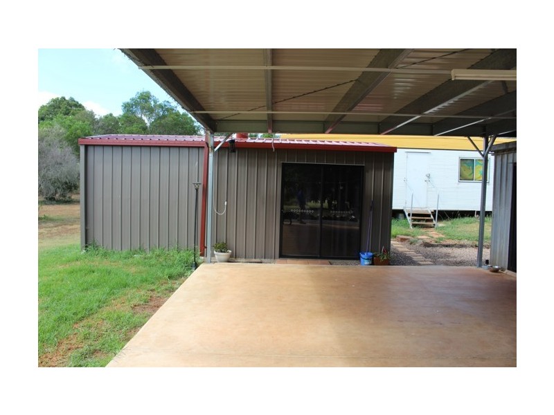 102 Hilary Road, Benarkin North QLD 4306