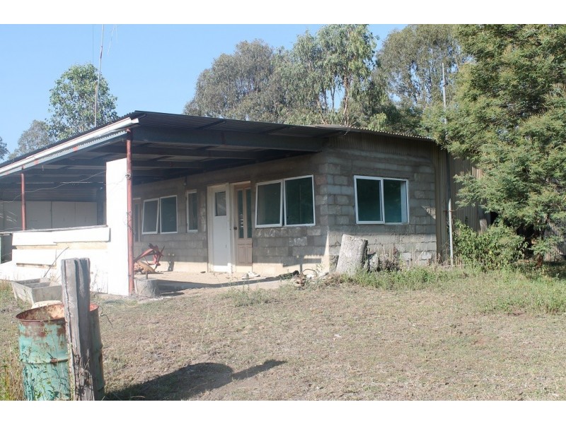 209 Crumpton Drive, Blackbutt QLD 4306