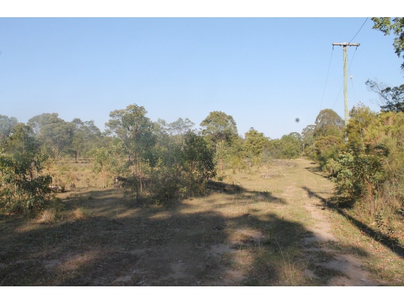 209 Crumpton Drive, Blackbutt QLD 4306