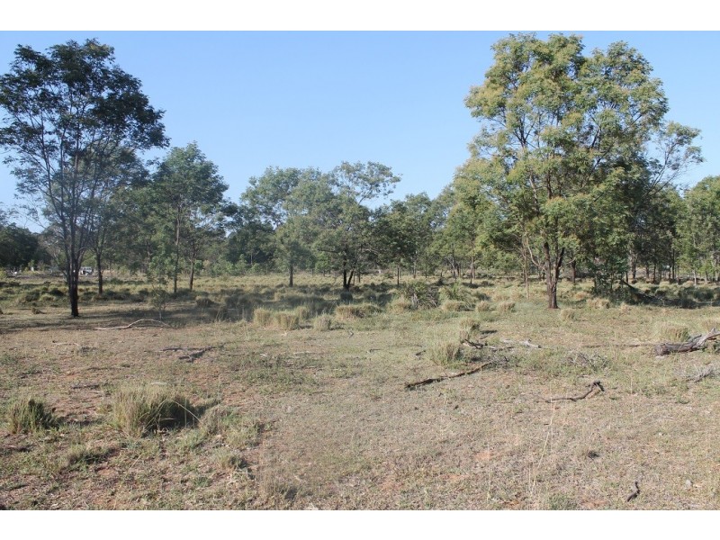 209 Crumpton Drive, Blackbutt QLD 4306