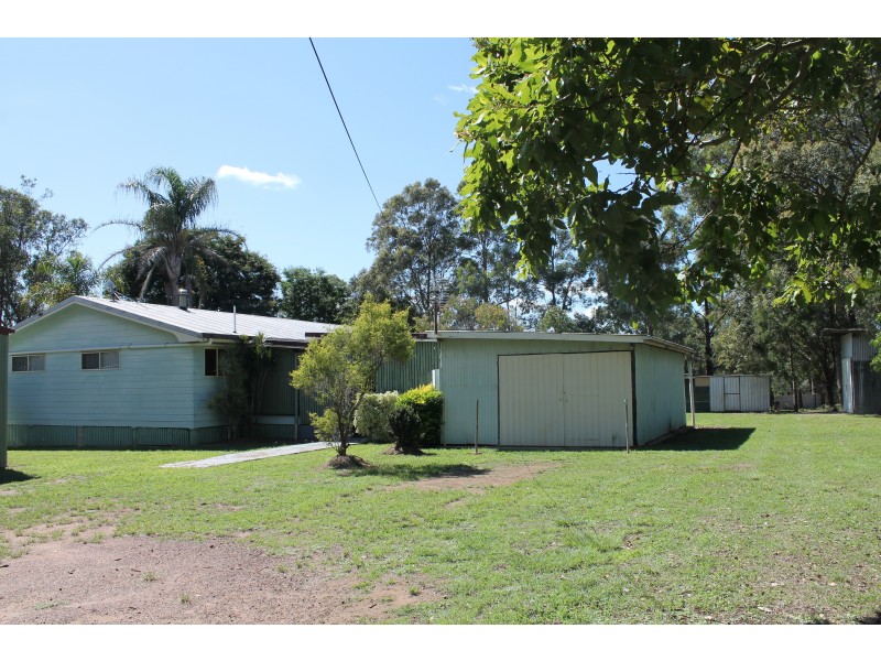 39 Janice Court, Blackbutt QLD 4306