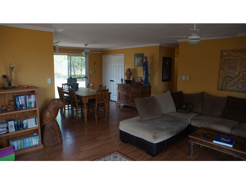 103 SUTHERLAND DRIVE, Blackbutt QLD 4306
