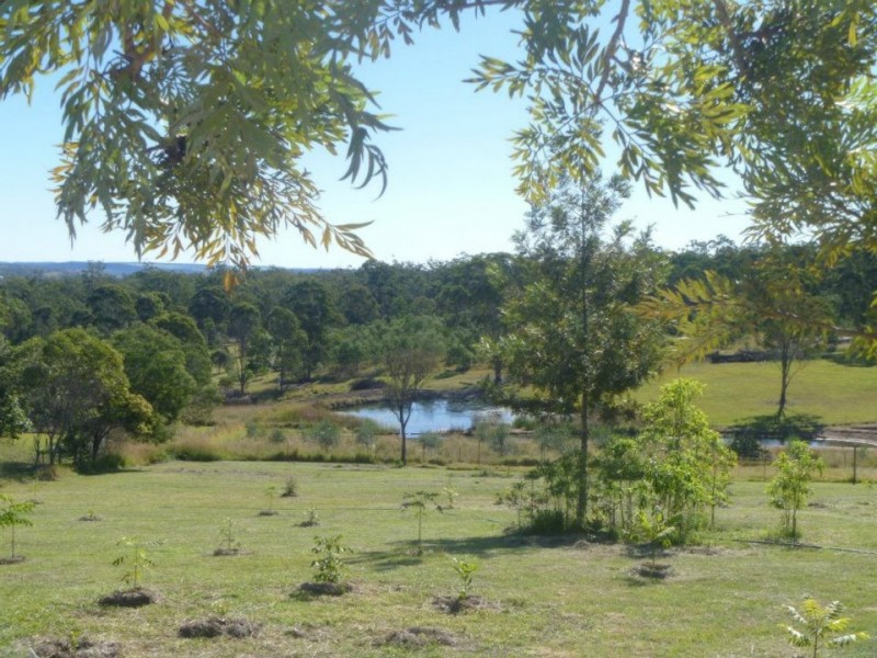 103 SUTHERLAND DRIVE, Blackbutt QLD 4306