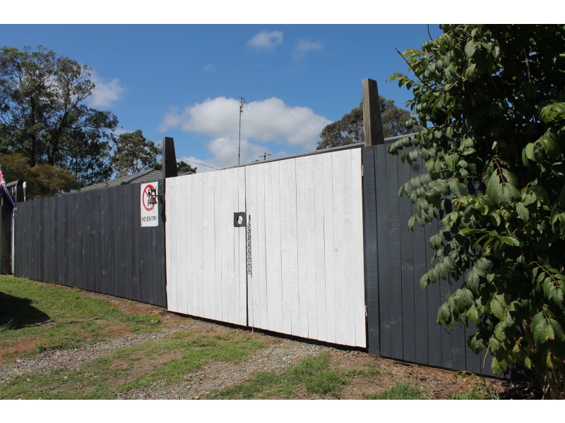 7 Miller Street, Blackbutt QLD 4306
