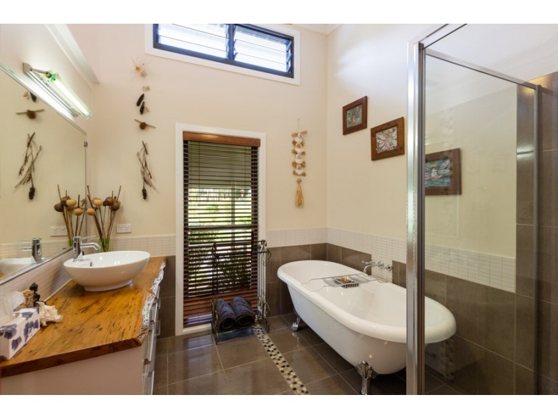89 Bunya Way, Blackbutt QLD 4306