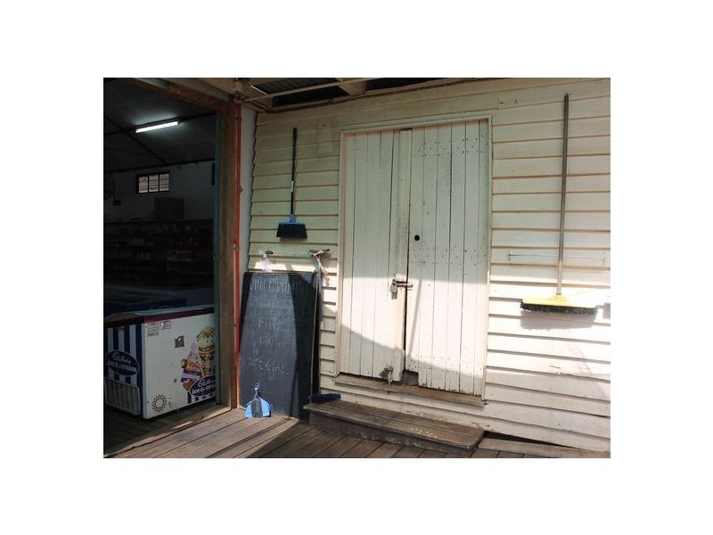 Blackbutt QLD 4306