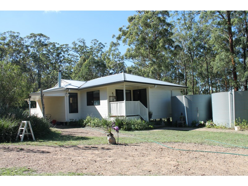 96 Packer Road, Blackbutt QLD 4306