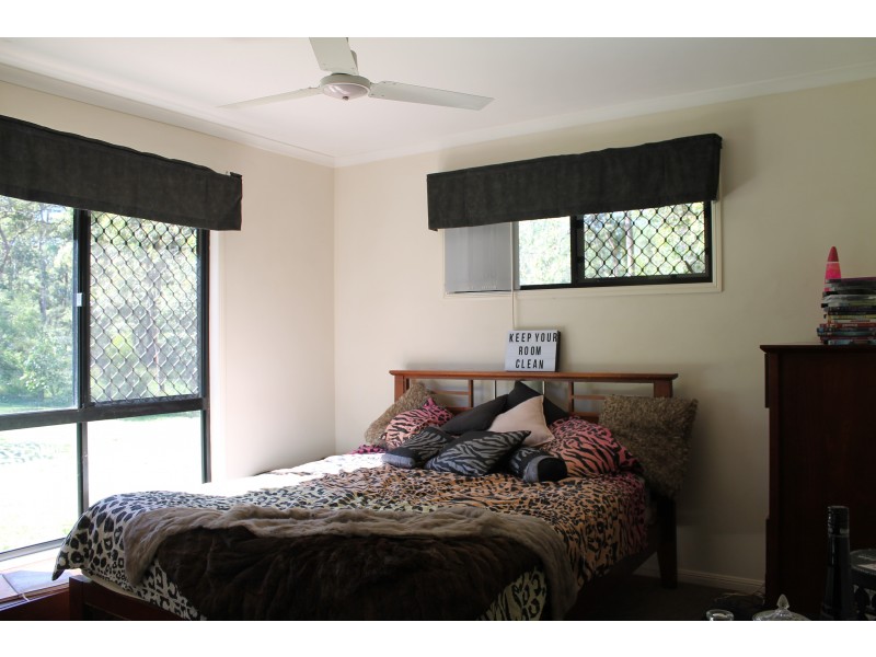 96 Packer Road, Blackbutt QLD 4306