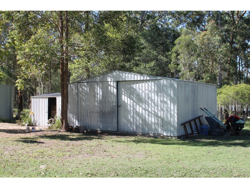 96 Packer Road, Blackbutt QLD 4306