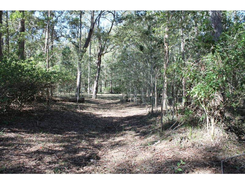 96 Packer Road, Blackbutt QLD 4306