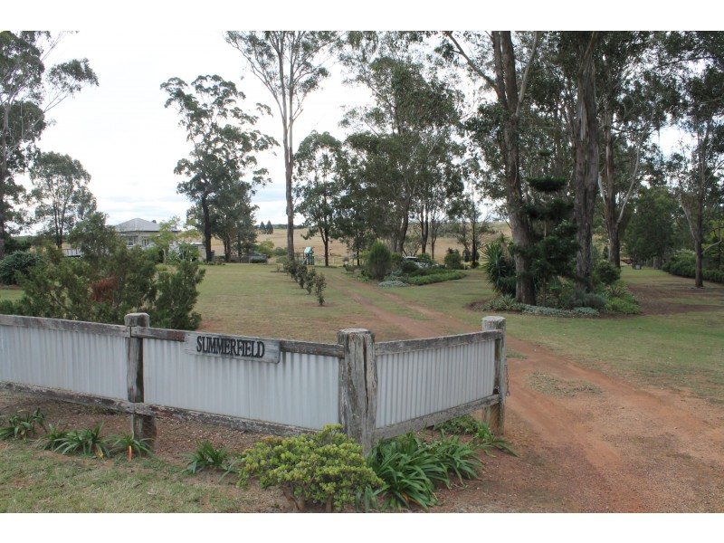 54  Hardgrave Road, Benarkin QLD 4306