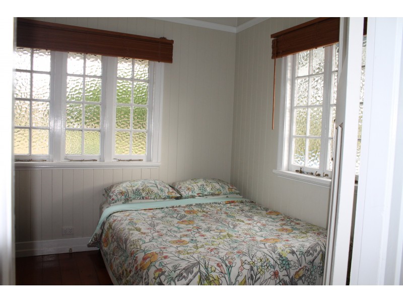 54  Hardgrave Road, Benarkin QLD 4306