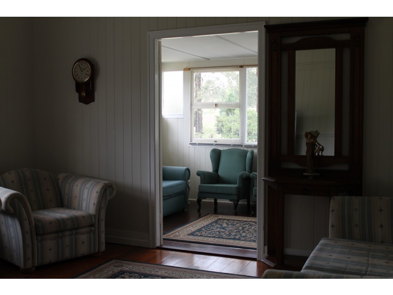 54  Hardgrave Road, Benarkin QLD 4306