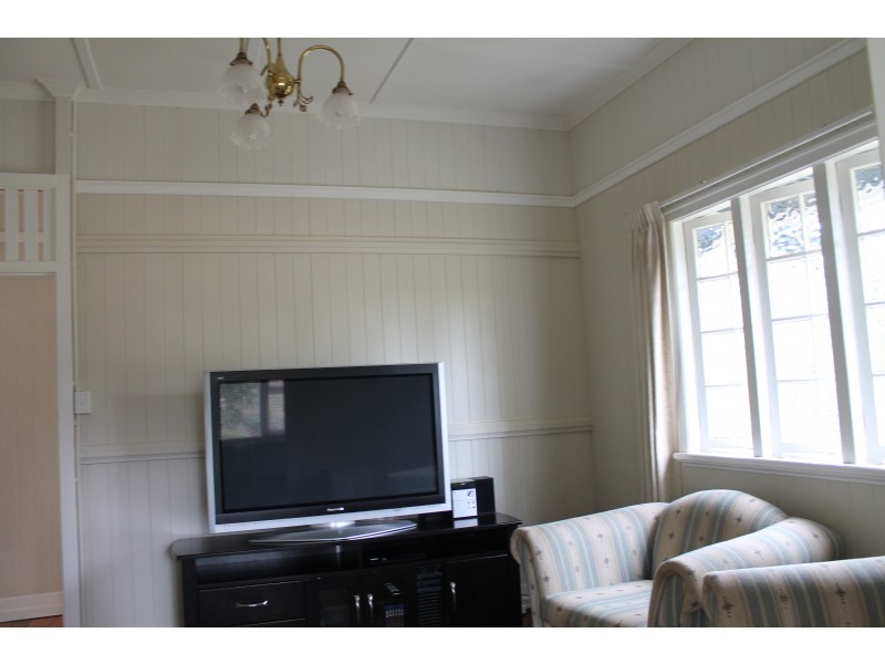 54  Hardgrave Road, Benarkin QLD 4306