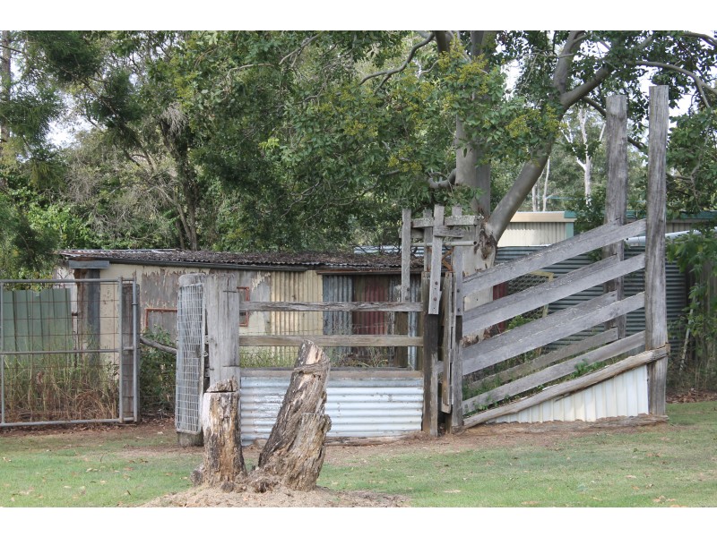 54  Hardgrave Road, Benarkin QLD 4306