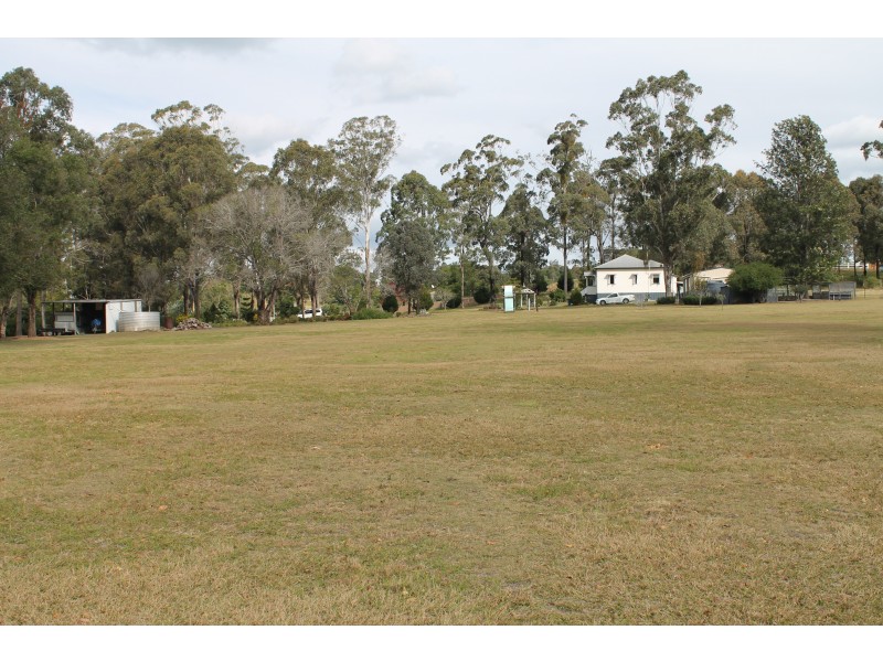 54  Hardgrave Road, Benarkin QLD 4306