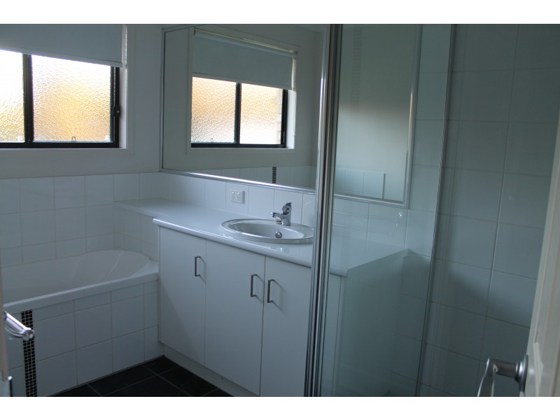 21 Railway Street, Blackbutt QLD 4306