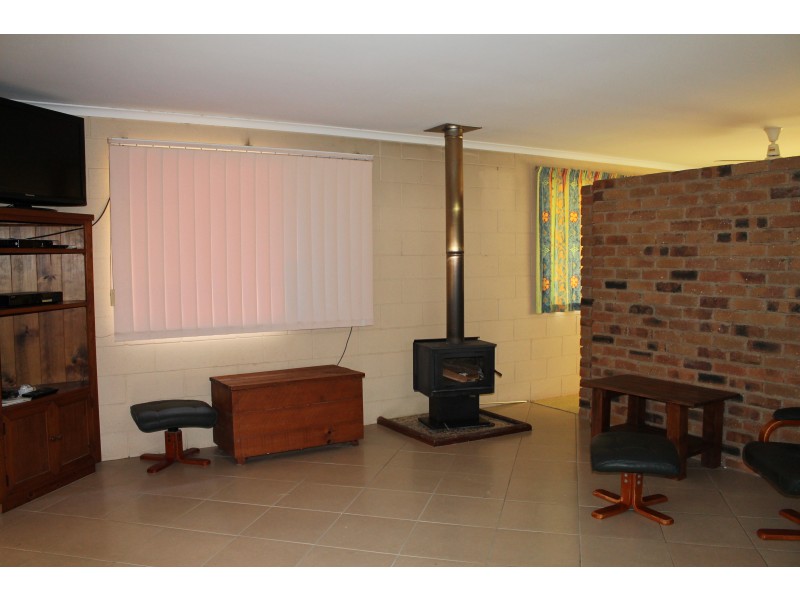 198 Franks Road, Blackbutt QLD 4306