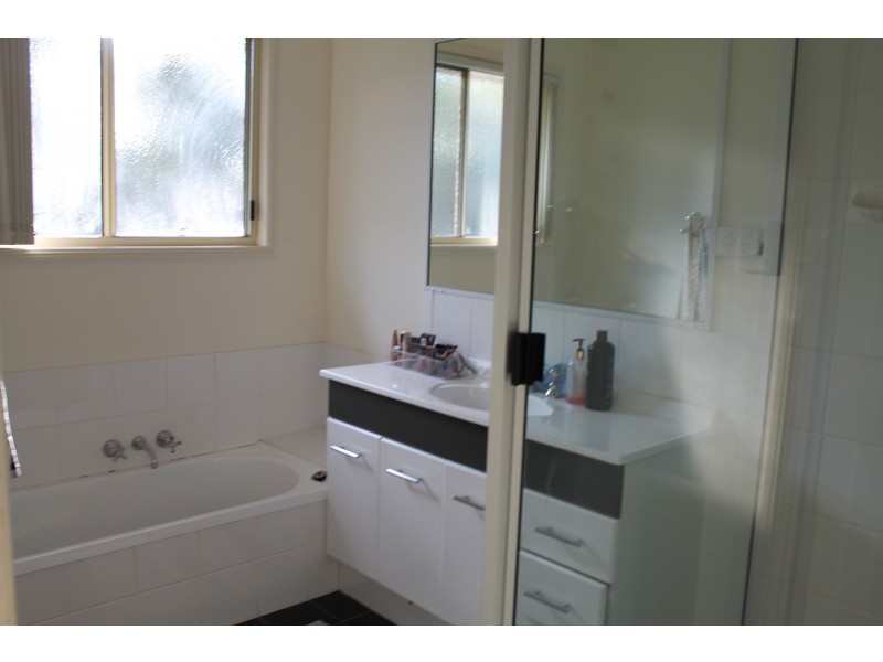 41 Blackbutt Street, Blackbutt QLD 4306