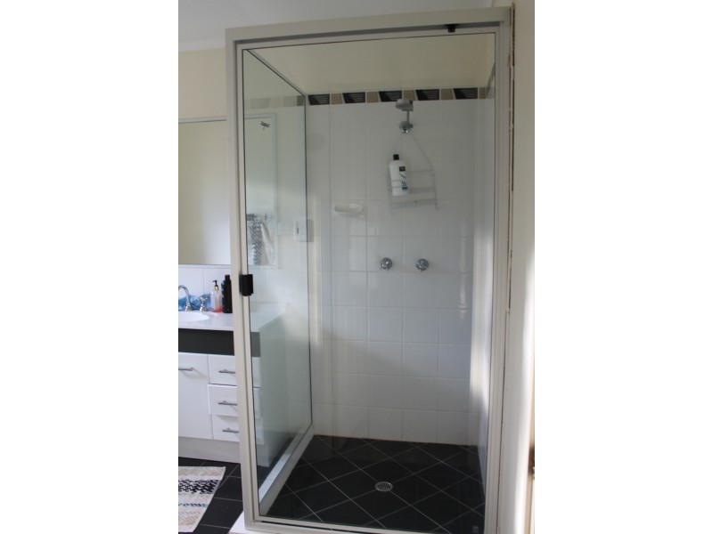 41 Blackbutt Street, Blackbutt QLD 4306