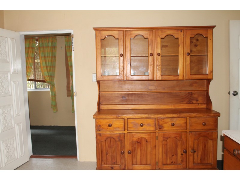 12 Gladys Street, Blackbutt QLD 4306