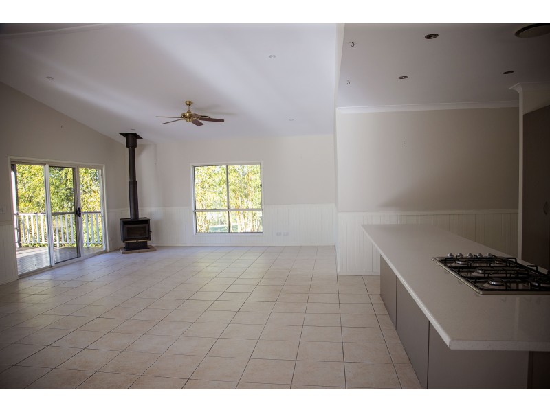 79 David Road, Blackbutt QLD 4306