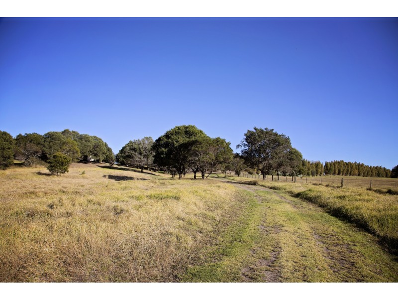 79 David Road, Blackbutt QLD 4306
