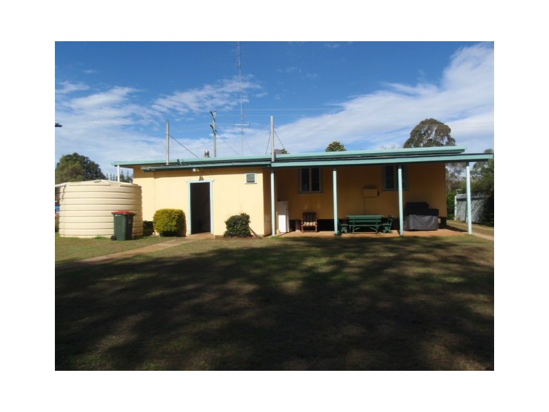 6 Douglas Street, Blackbutt QLD 4306
