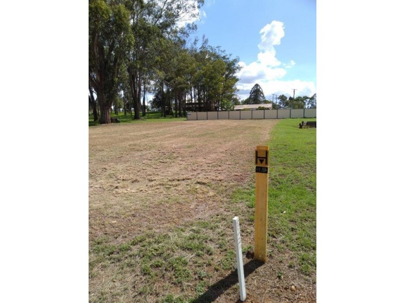 18 Park Drive, Yarraman QLD 4614