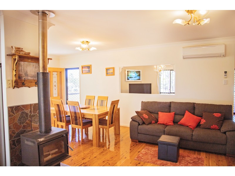 130 GILLILAND CRES, Blackbutt QLD 4306