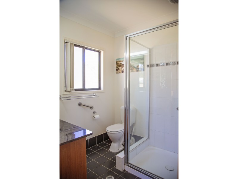 130 GILLILAND CRES, Blackbutt QLD 4306