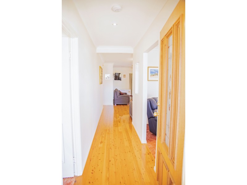 130 GILLILAND CRES, Blackbutt QLD 4306